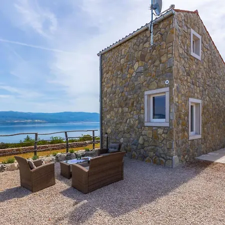 Mare Villa