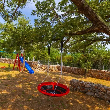 Mare Villa