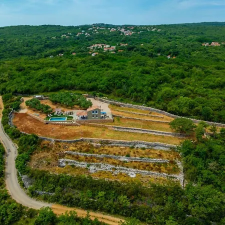 Mare * Vrbnik (Primorje-Gorski Kotar)